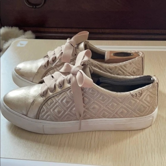 Tory Burch sneakers size 9 - Picture 2 of 9